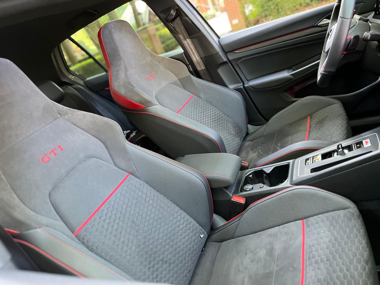 Volkswagen Golf 2.0 TSI GTI Clubsport 45 AKRAPOVIC MONDSTEIN GRAU