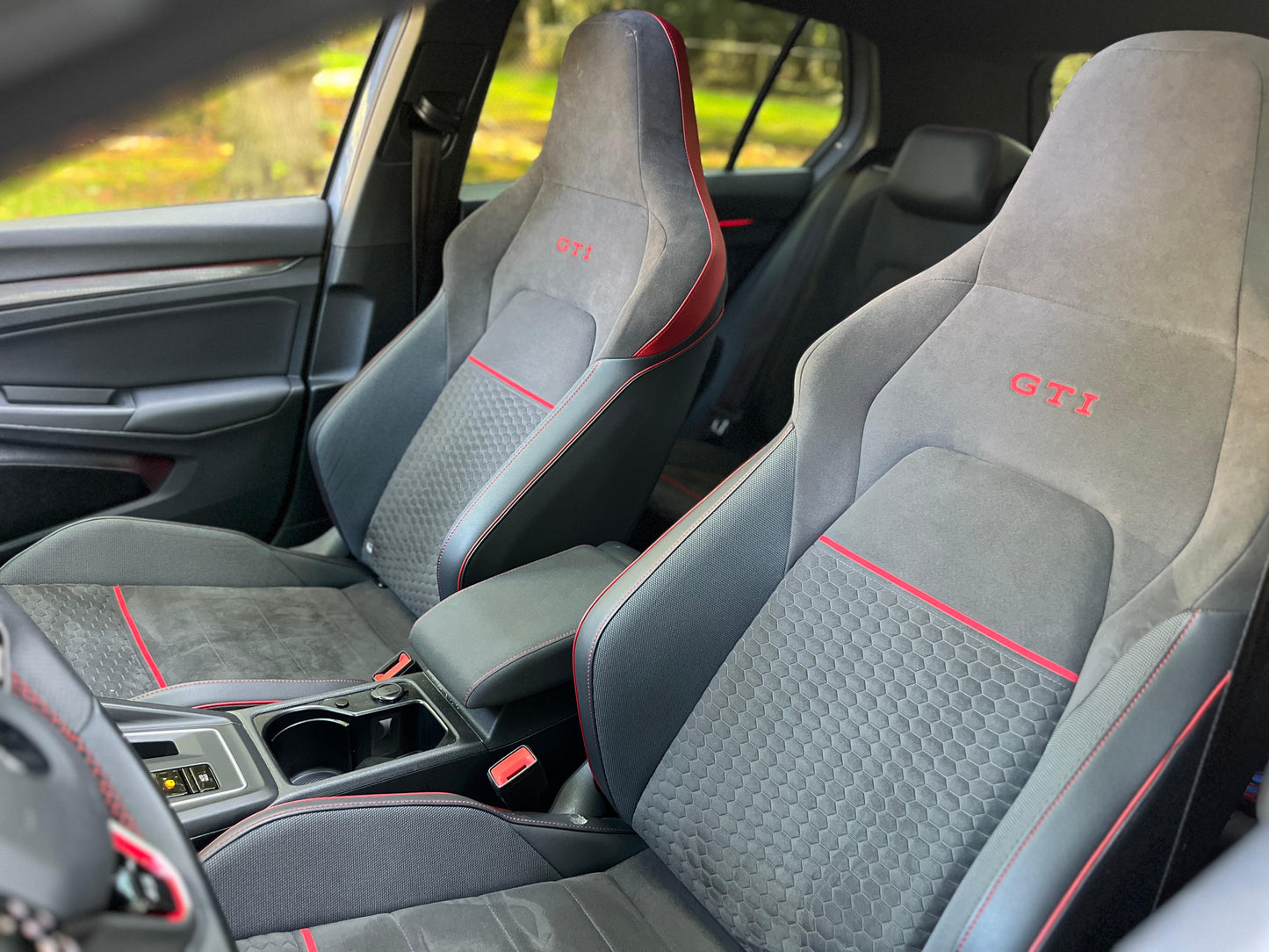 Volkswagen Golf 2.0 TSI GTI Clubsport 45 AKRAPOVIC MONDSTEIN GRAU