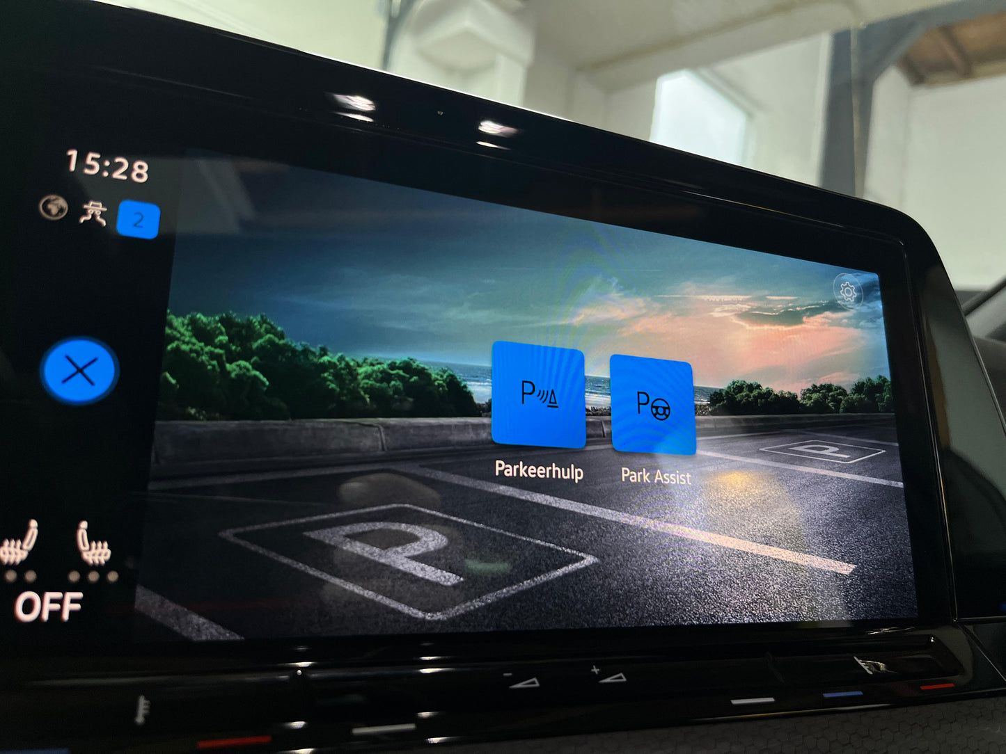 Volkswagen Golf 1.4 eHybrid GTE Matrix Pano HUD Mondsteingrau