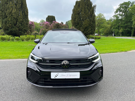 Volkswagen Taigo 1.5 TSI R-Line Pano DSG Black in Black ACC IQ Drive Sold / Verkocht!