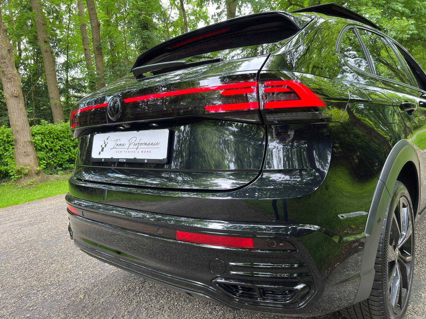 Volkswagen Taigo 1.5 TSI R-Line Pano DSG Black in Black ACC IQ Drive Sold / Verkocht!