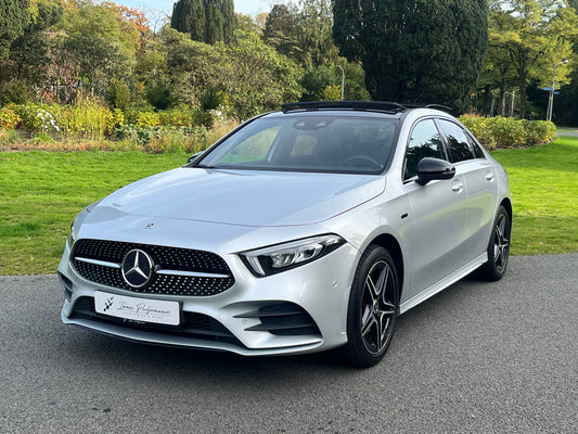 Mercedes-Benz A-klasse 250e Business Solution AMG Limited - Pano - Sfeerverlichting - DAB+