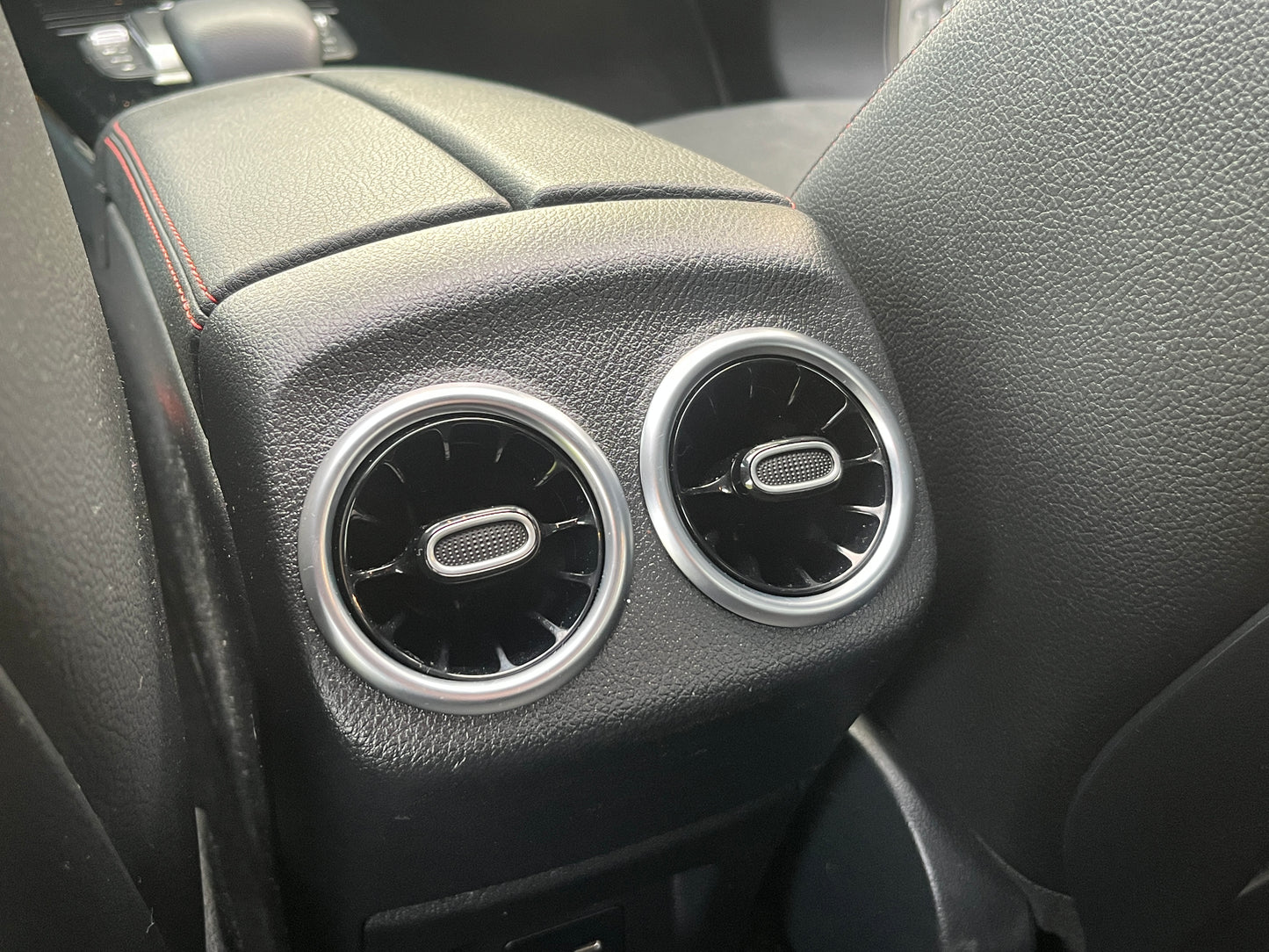 Mercedes-Benz A-klasse 250e Business Solution AMG Limited - Pano - Sfeerverlichting - DAB+