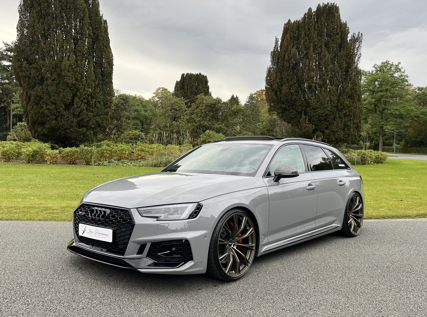 Audi RS4 2.9 TFSI Quattro | ABT | Pano | B&O | Remus | HUD| NARDO | MATRIX LED | BTW