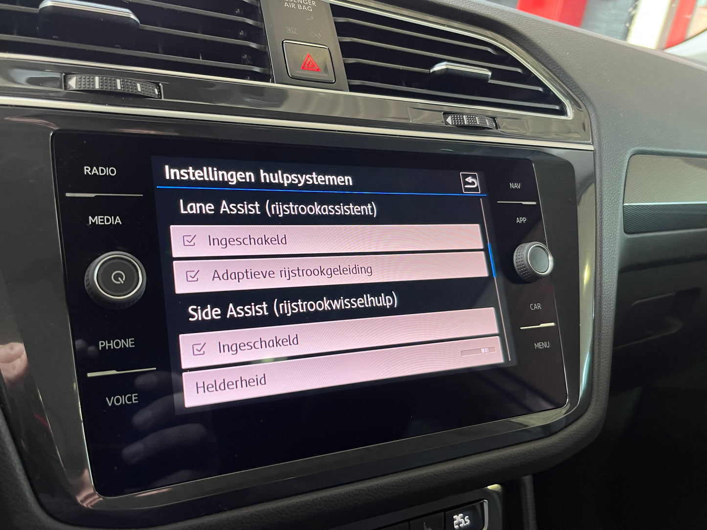 Volkswagen TIGUAN 2.0 TSI 4Motion Highline R-line HUD DSG