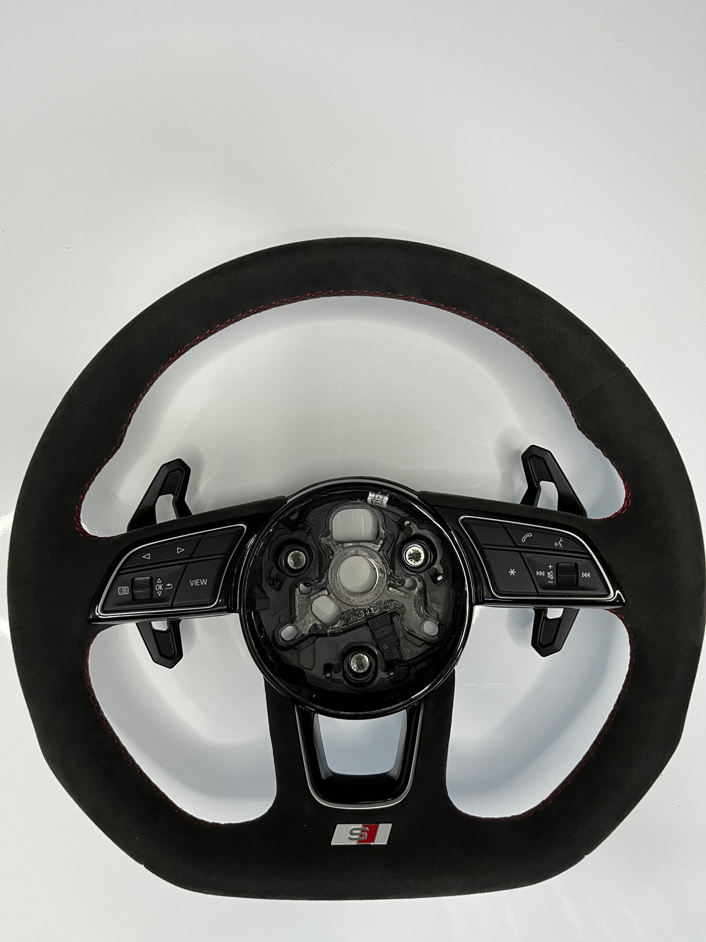 Audi A3 8V - A4 A5 B9 - Alcantara or Leather Steering Wheel