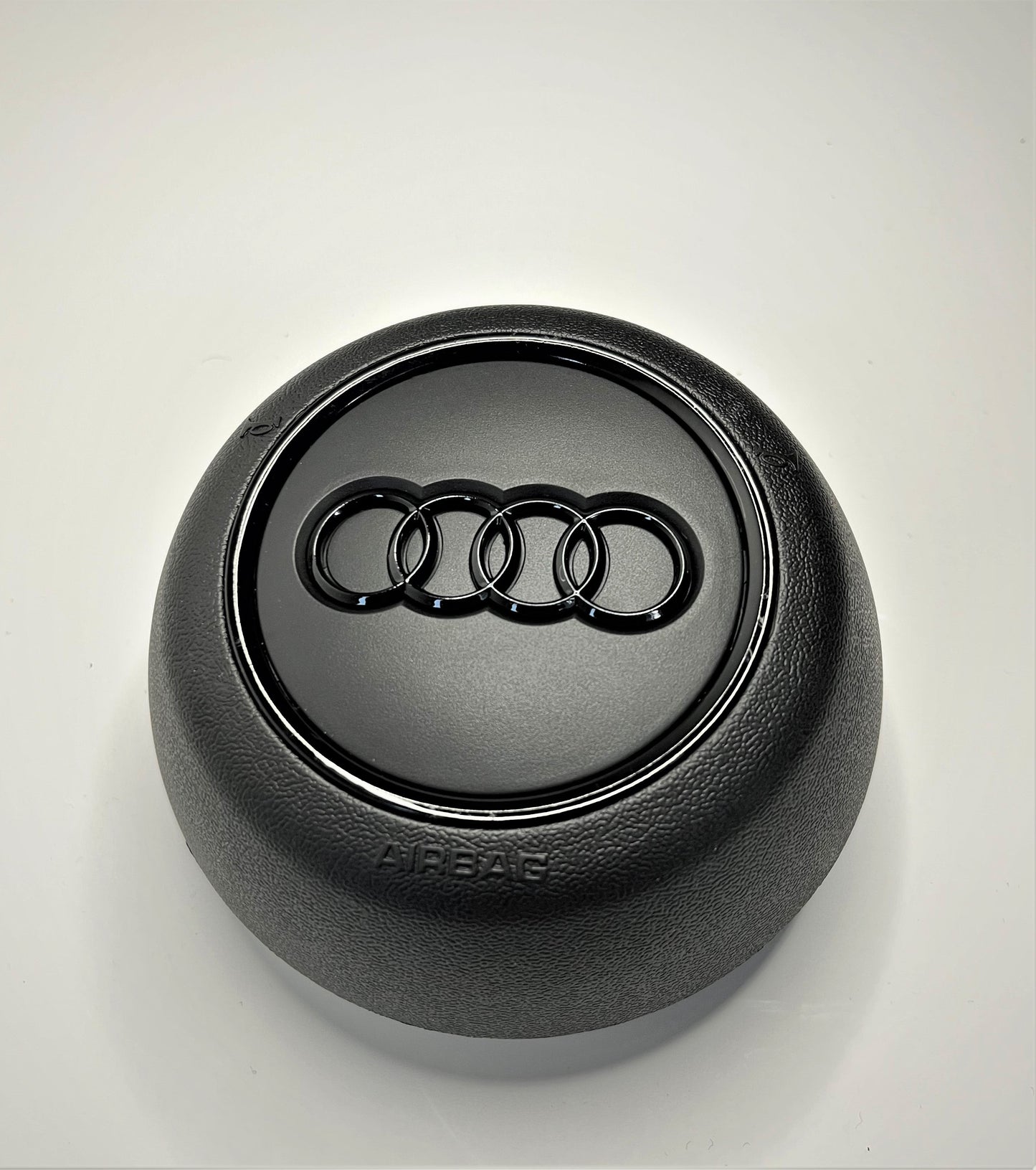 Audi A3 8V Facelift A4 A5 B9 Airbag Cover Black in Black