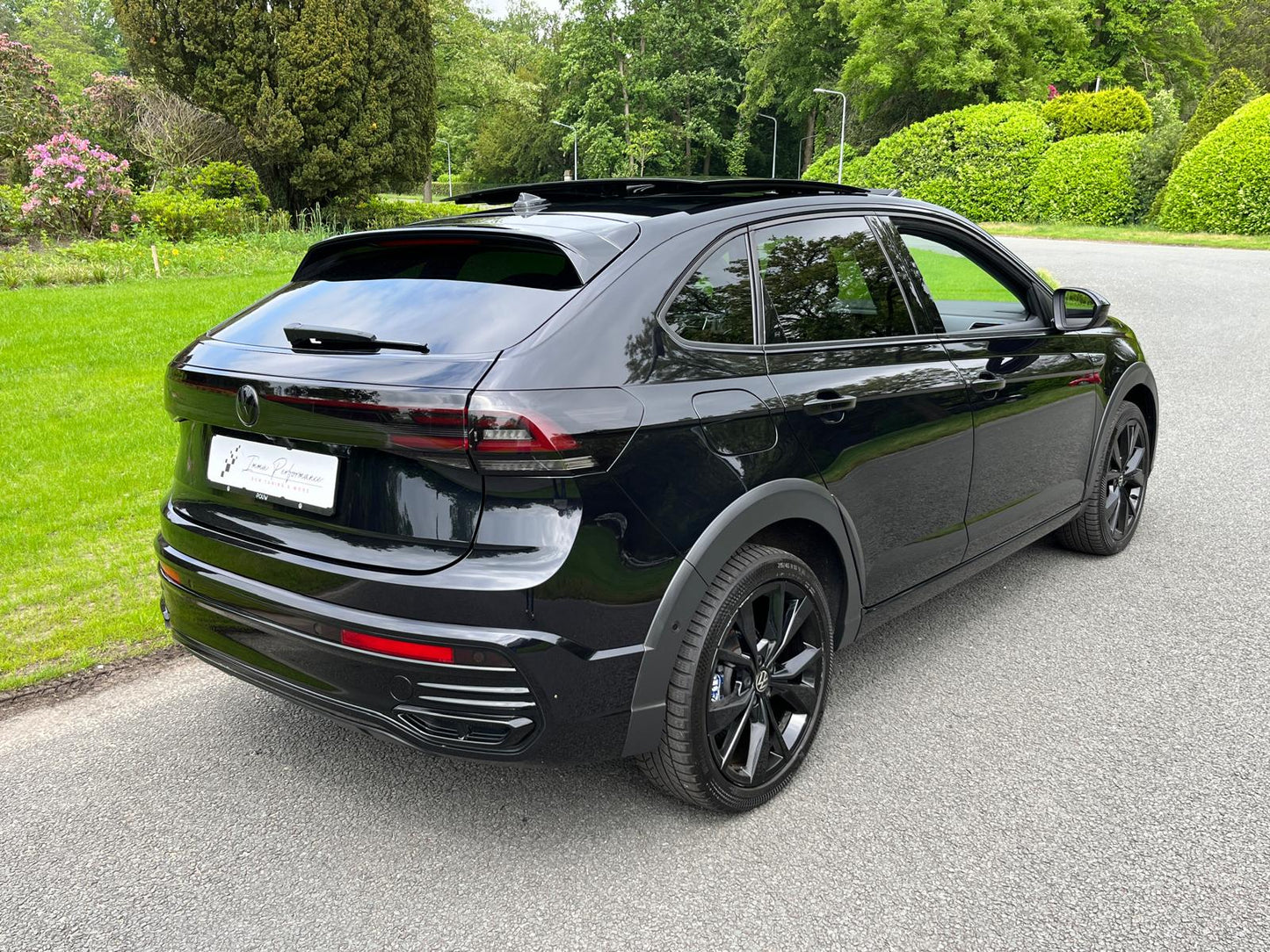 Volkswagen Taigo 1.5 TSI R-Line Pano DSG Black in Black ACC IQ Drive Sold / Verkocht!