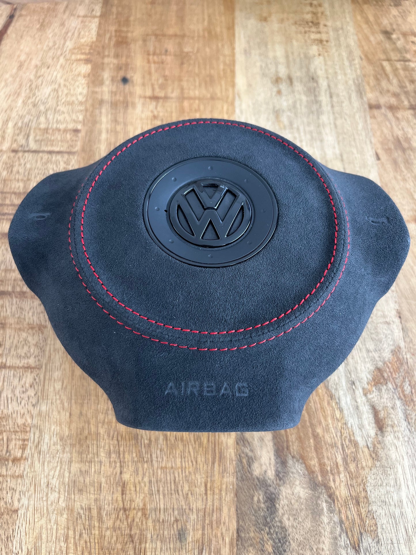 Volkswagen Golf MK6 (GTI - R line - R) Airbag Cover