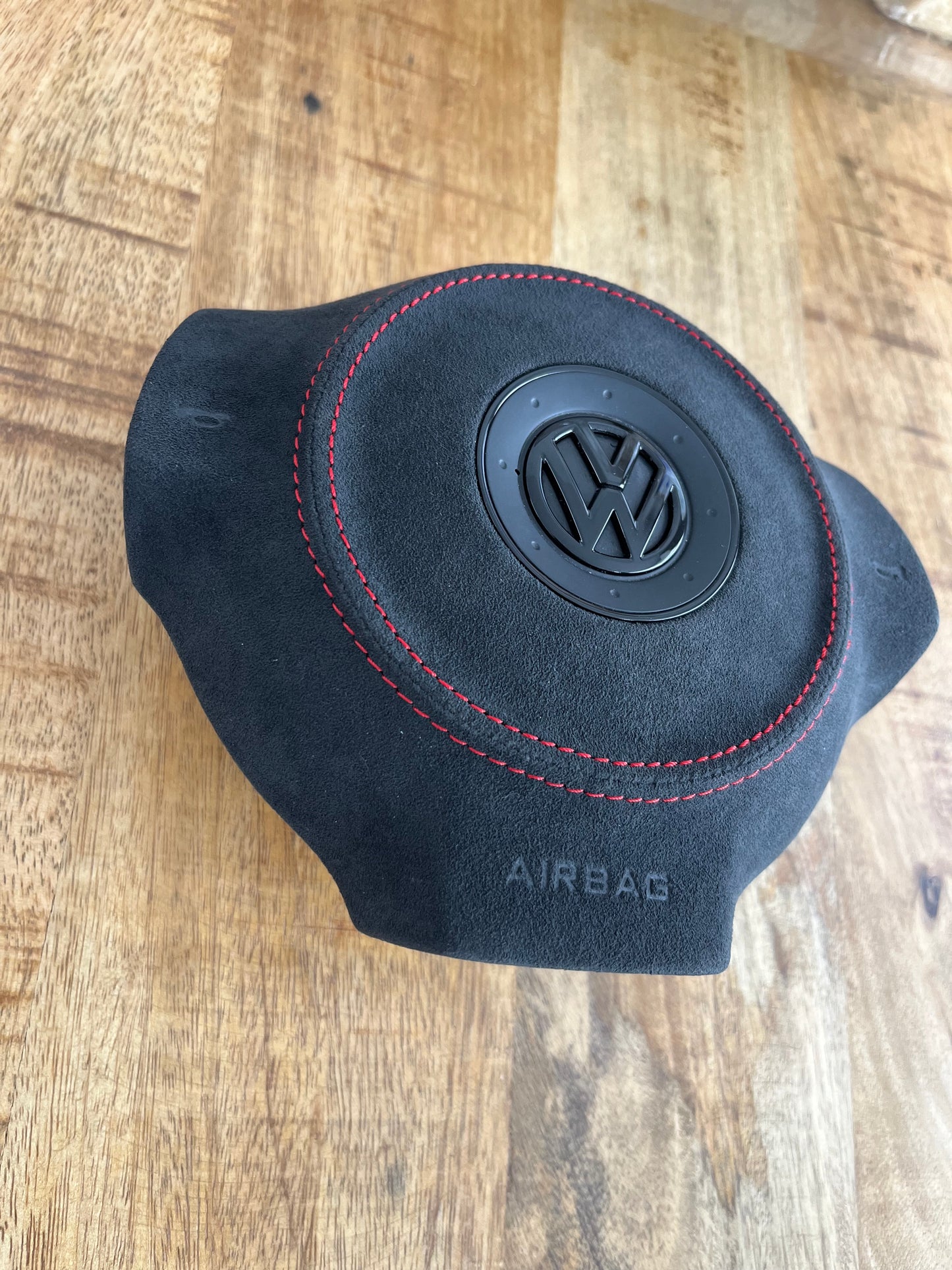 Volkswagen Golf MK6 (GTI - R line - R) Airbag Cover
