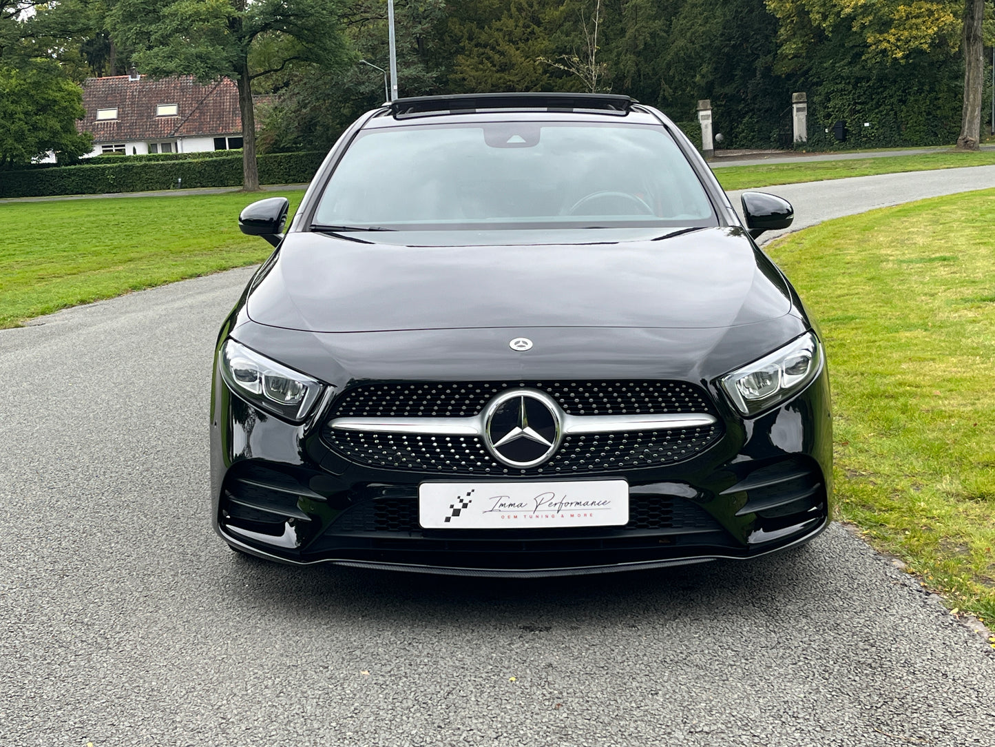 Mercedes-Benz A-klasse 200 AMG Premium - Pano - Sfeerverlichting - DAB+