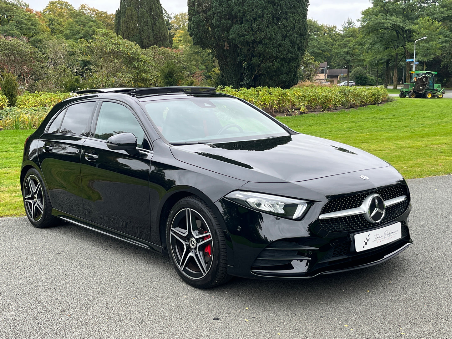 Mercedes-Benz A-klasse 200 AMG Premium - Pano - Sfeerverlichting - DAB+