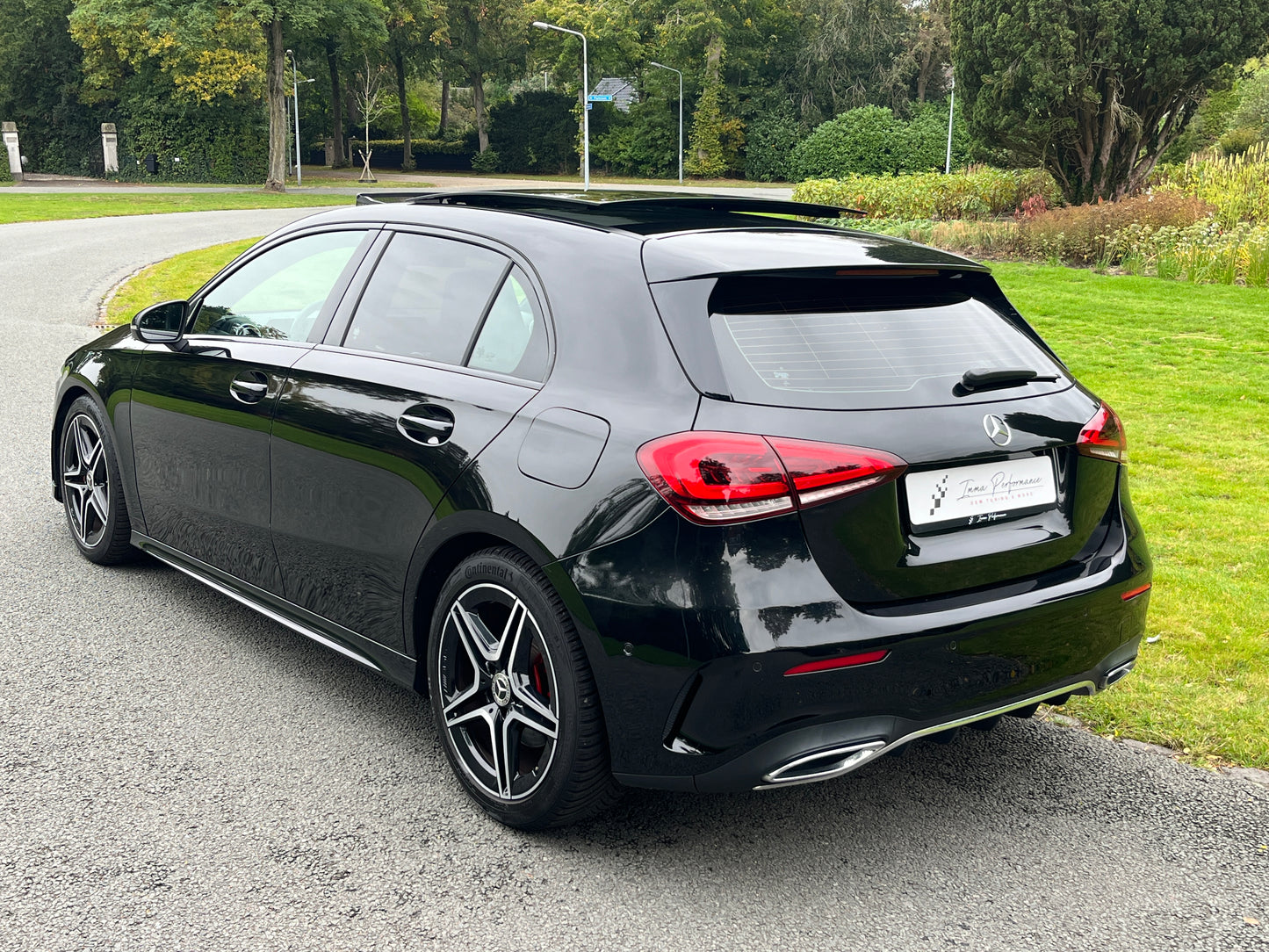 Mercedes-Benz A-klasse 200 AMG Premium - Pano - Sfeerverlichting - DAB+