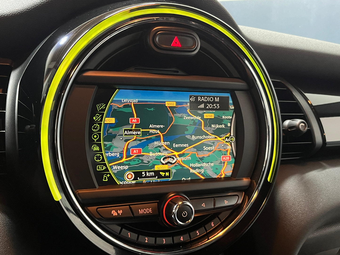 Mini 1.5 Cooper Business - John Cooper Works uitvoering - Navi - NAP