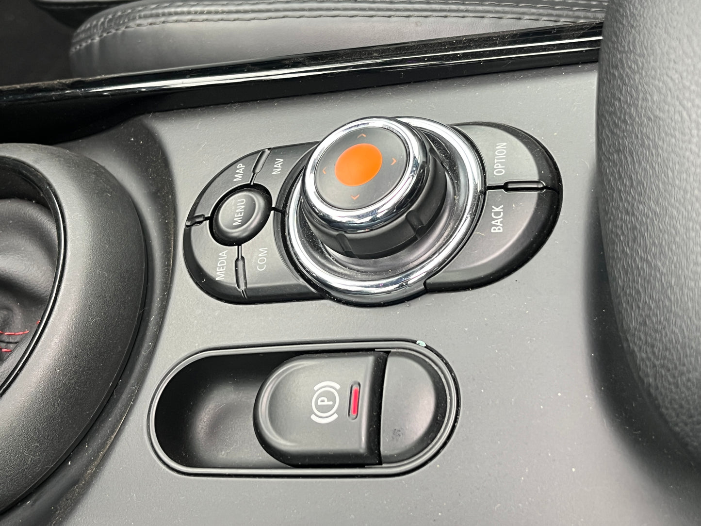 Mini Mini Clubman 2.0 Cooper S ALL4 Salt - JCW - Automaat - Pano - HUD