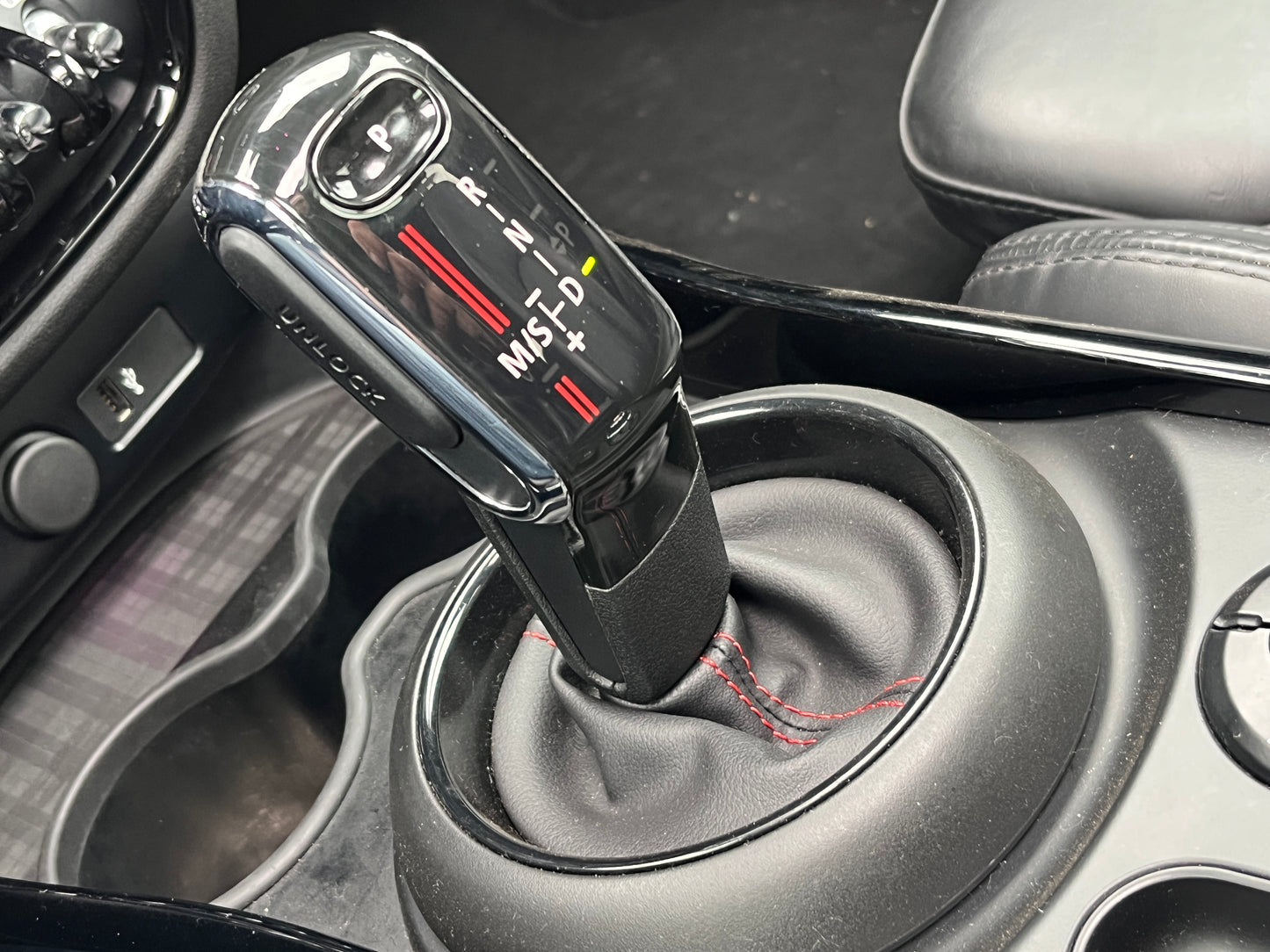 Mini Mini Clubman 2.0 Cooper S ALL4 Salt - JCW - Automaat - Pano - HUD