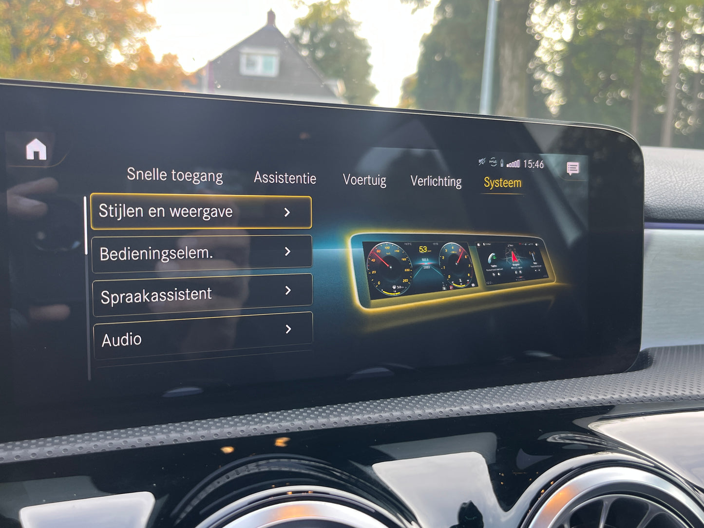 Mercedes-Benz A-klasse 250e Business Solution AMG Limited - Pano - Sfeerverlichting - DAB+