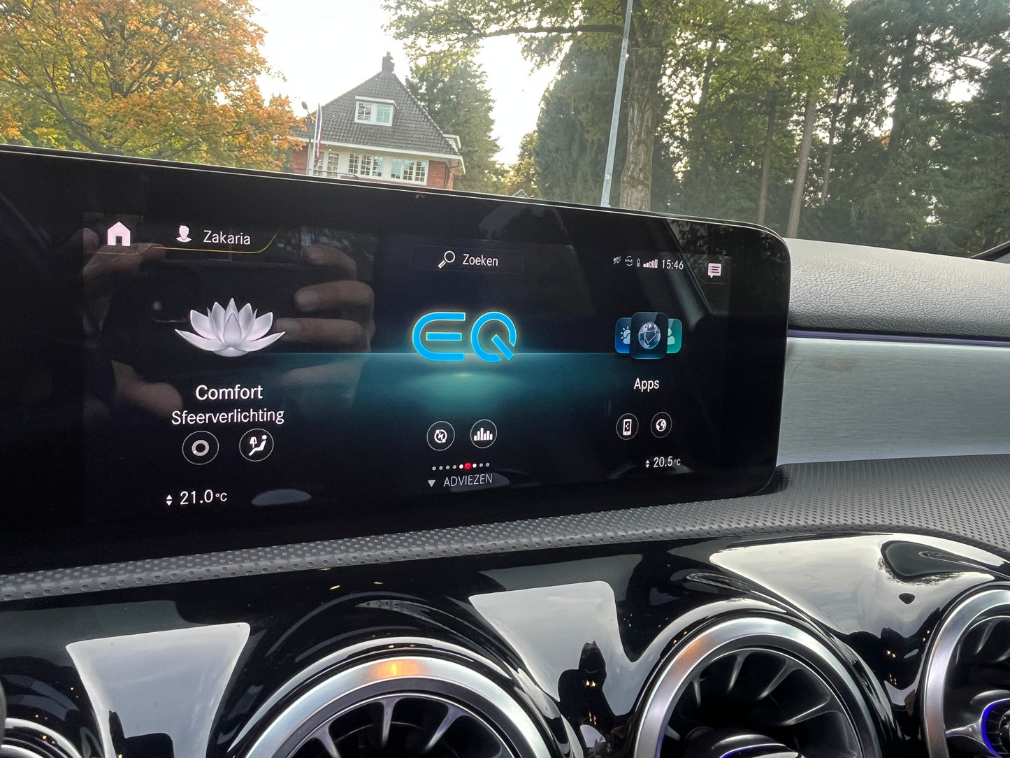 Mercedes-Benz A-klasse 250e Business Solution AMG Limited - Pano - Sfeerverlichting - DAB+