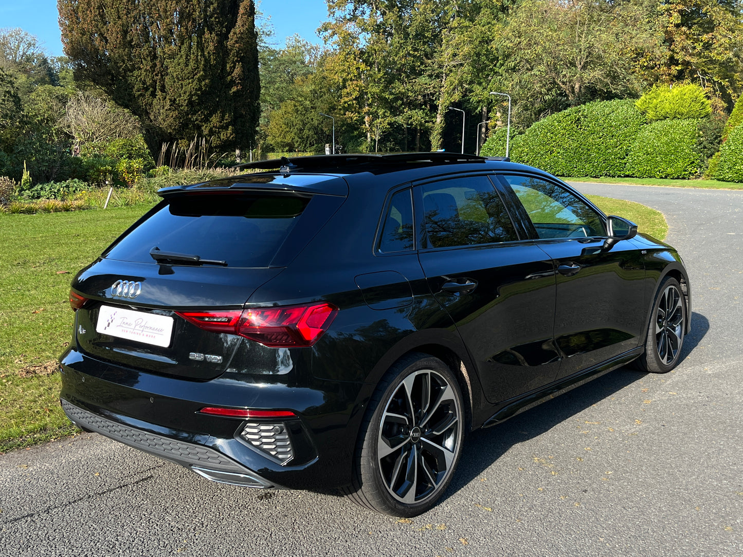Audi A3 8Y Sportback 35 TDI 3 x Sline /Pano/ Matrix Led/HUD