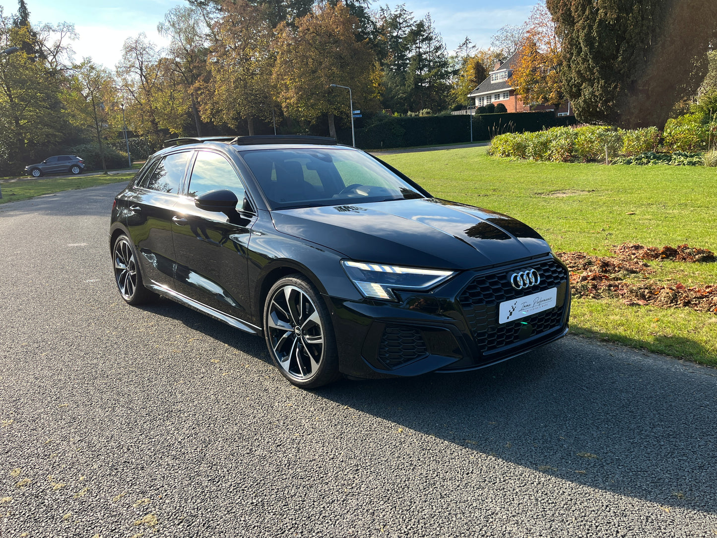 Audi A3 8Y Sportback 35 TDI 3 x Sline /Pano/ Matrix Led/HUD