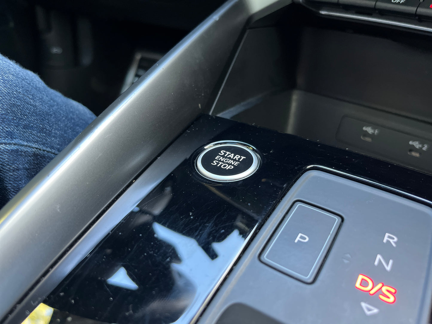 Audi A3 8Y Sportback 35 TDI 3 x Sline /Pano/ Matrix Led/HUD