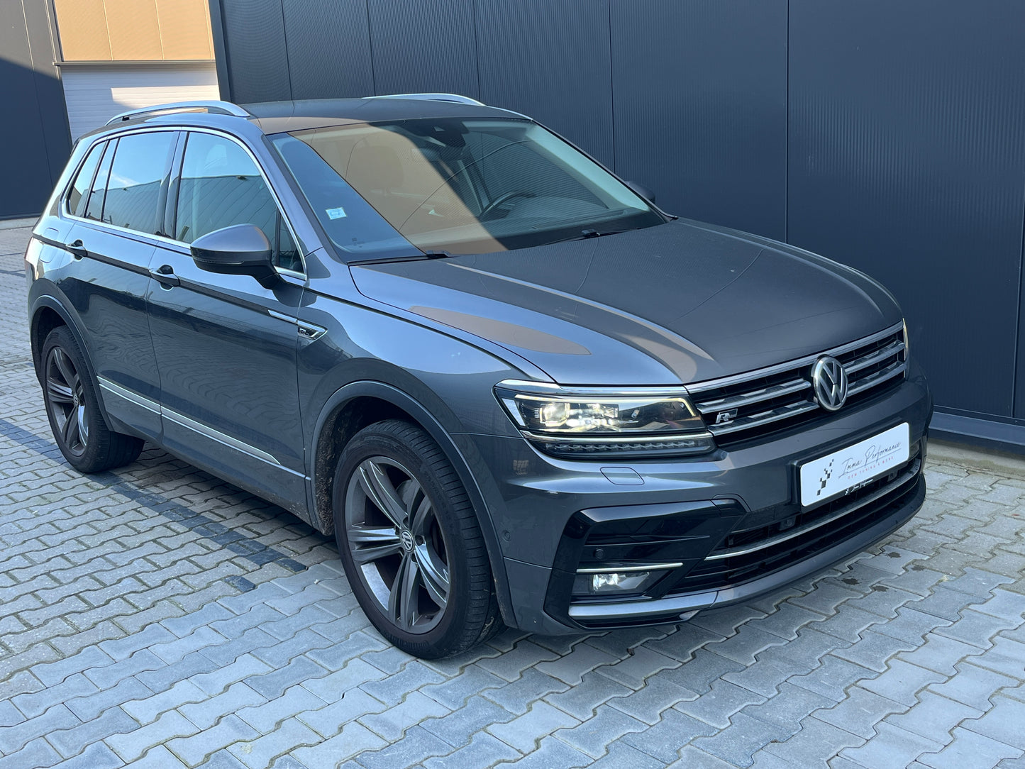 Volkswagen Tiguan 2.0 TDI 4Motion Highline Business R-Line