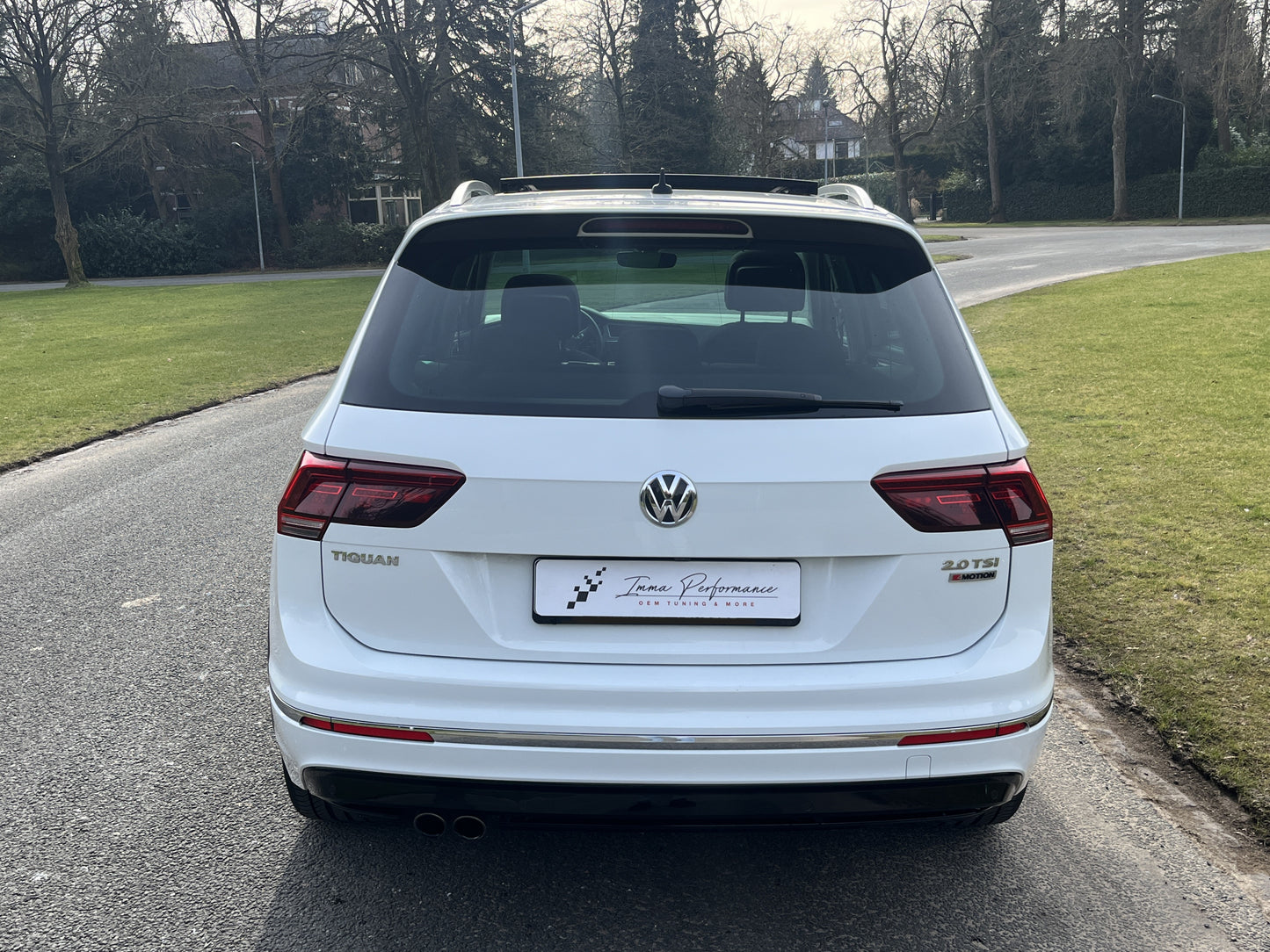 Volkswagen TIGUAN 2.0 TSI 4Motion Highline R-line HUD DSG
