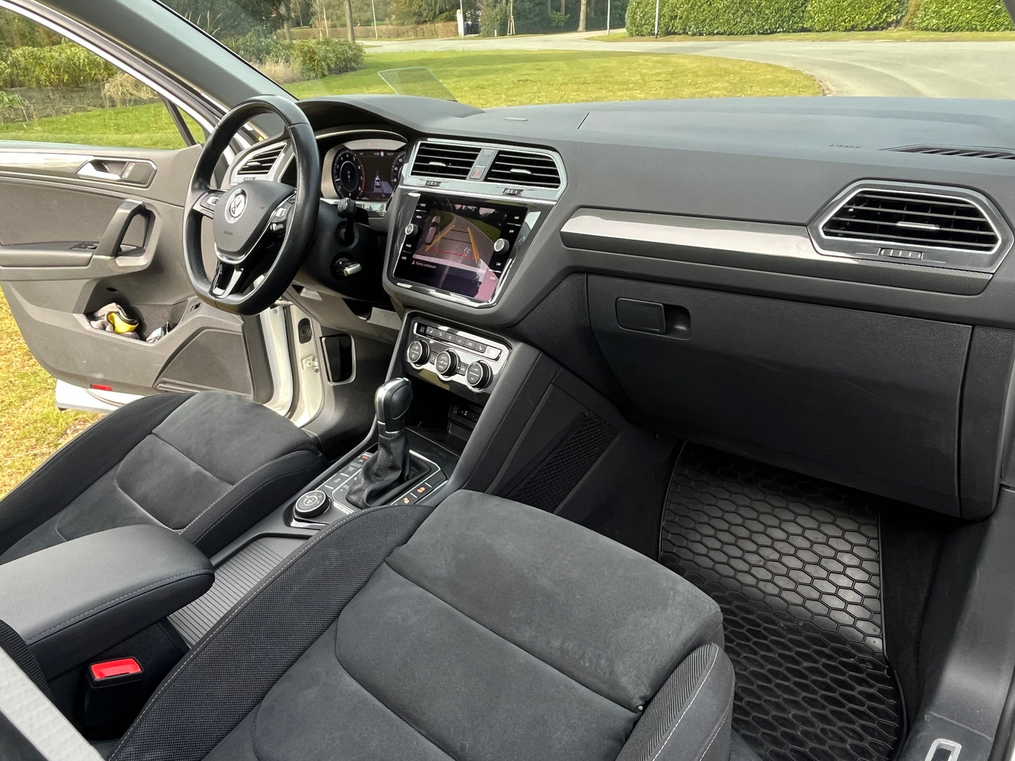 Volkswagen TIGUAN 2.0 TSI 4Motion Highline R-line HUD DSG