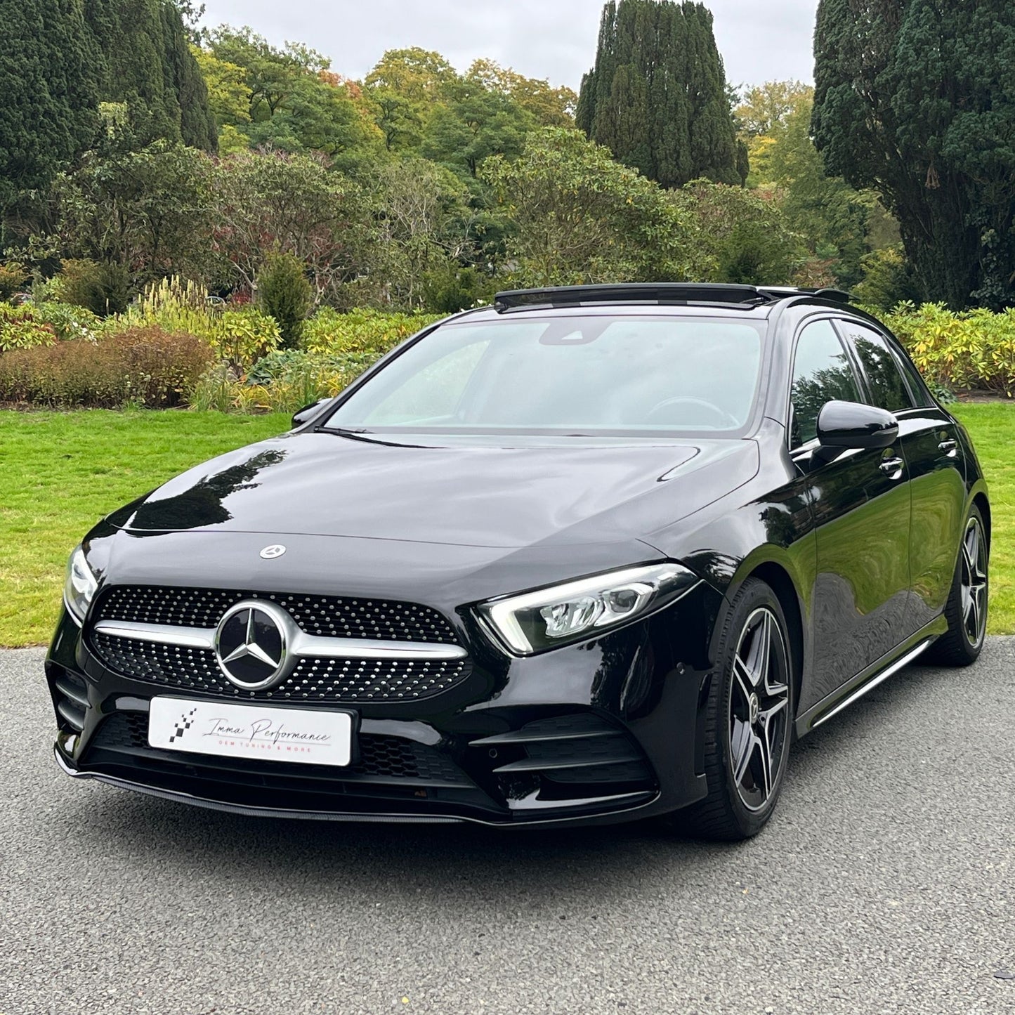 Mercedes-Benz A-klasse 200 AMG Premium - Pano - Sfeerverlichting - DAB+