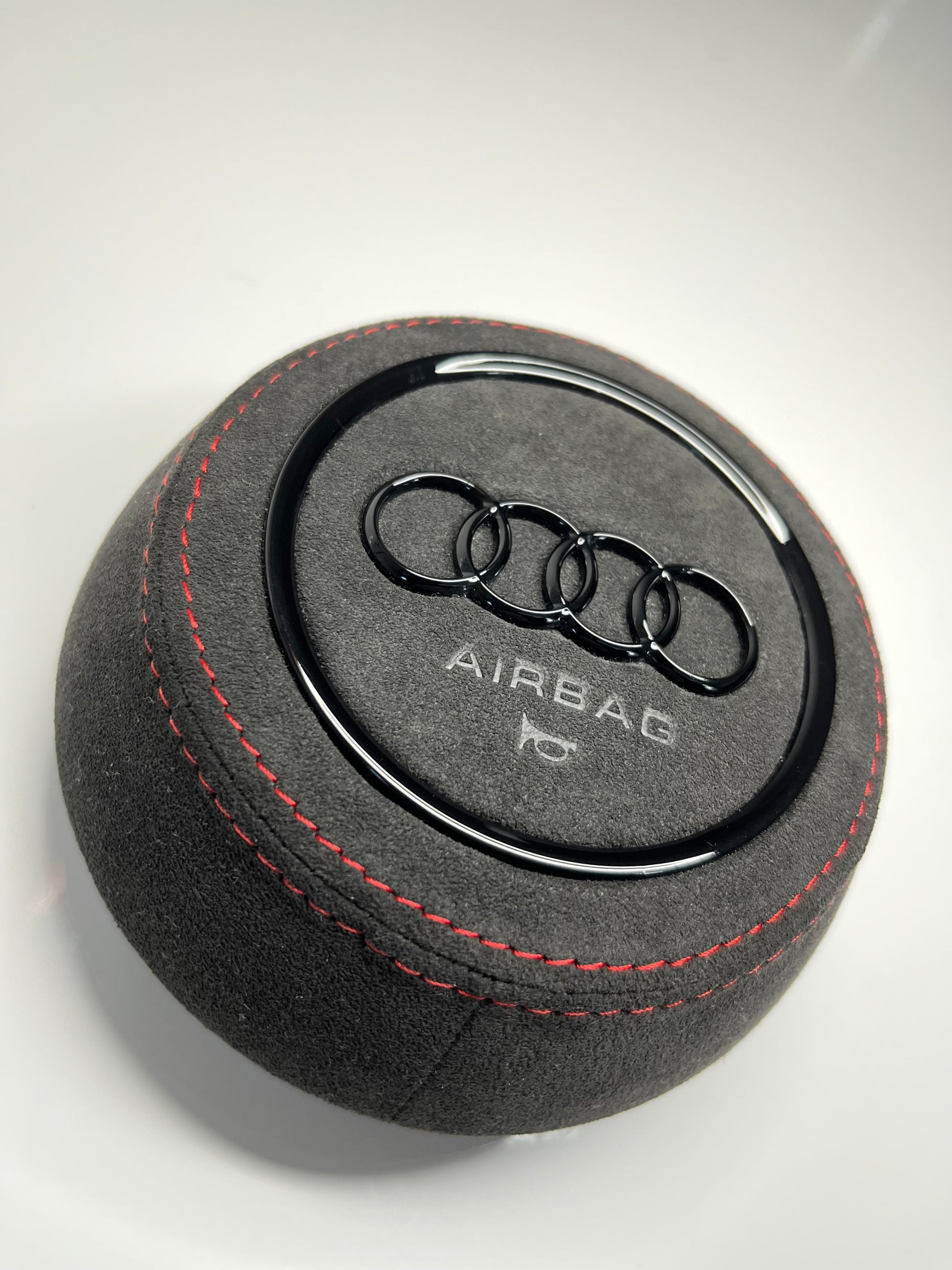 Audi A3 8P A4 S4 B8 A5 S5 A6 C6Custom made Airbag Cover – Imma