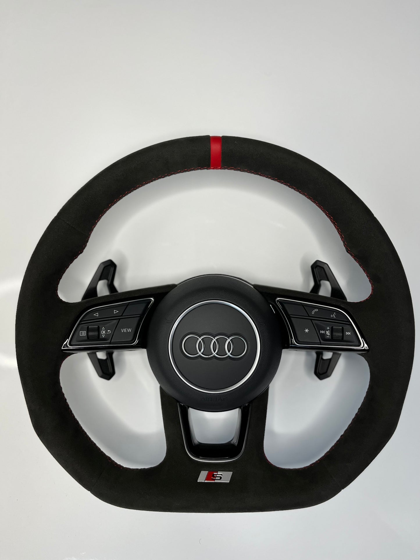 Audi A3 8V - A4 A5 B9 - Alcantara or Leather Steering Wheel